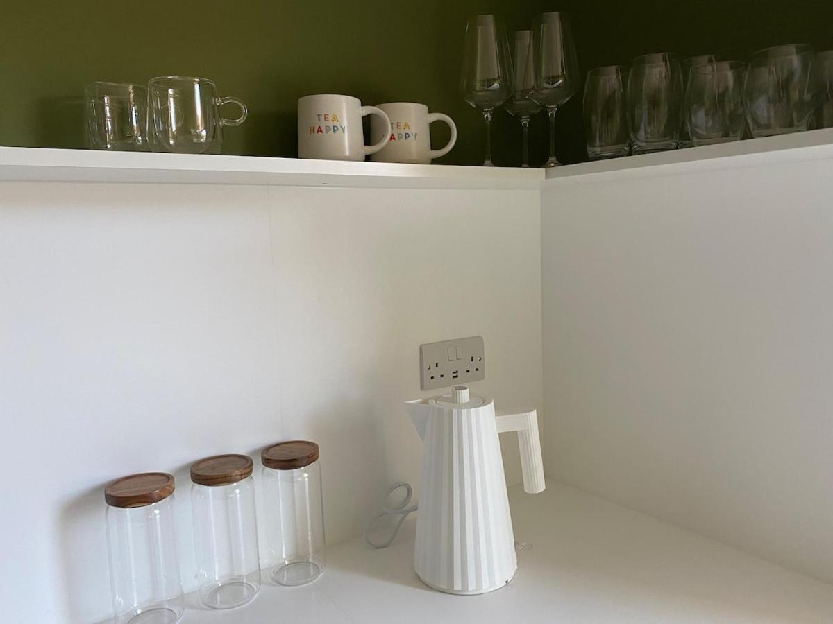 Arbroath Luxury Apartment In Mcm Style מראה חיצוני תמונה